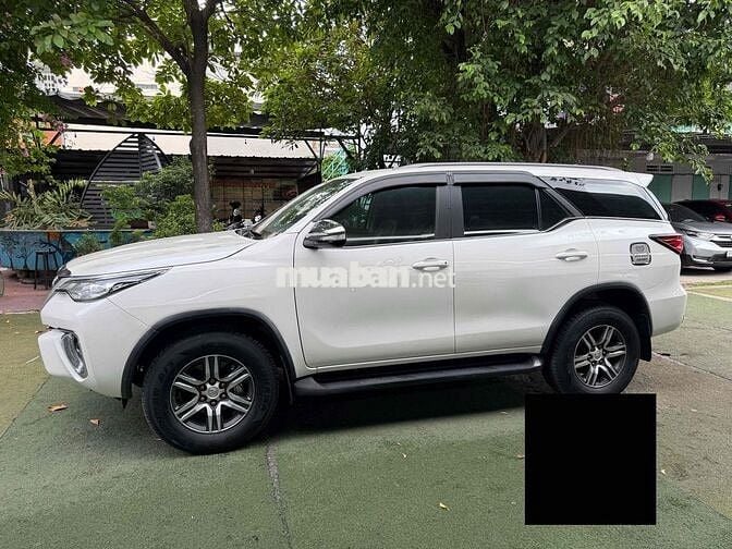 Toyota Fortuner 2017 Số sàn Trắng 85.000 km