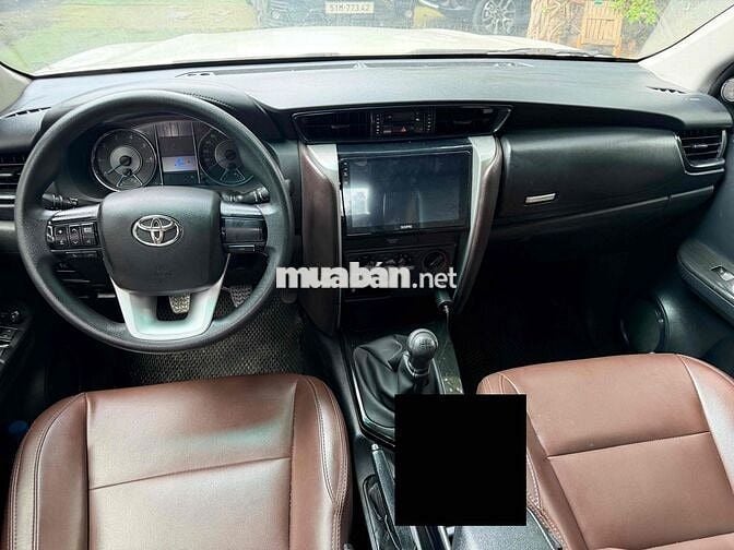 Toyota Fortuner 2017 Số sàn Trắng 85.000 km