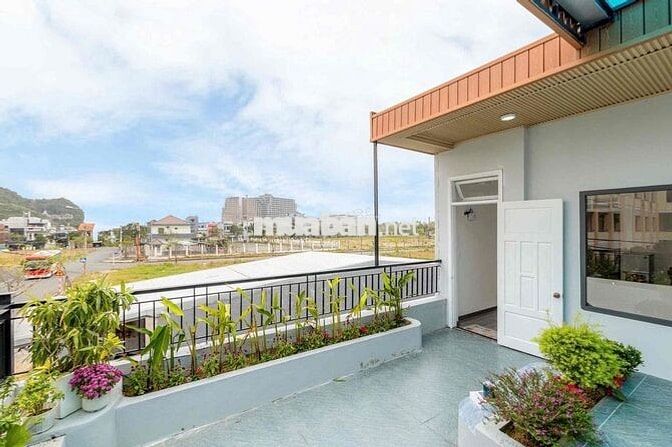 cho thuê nhà Nguyễn nghiễm, hoà hải, 90m2. Giá 25tr/tháng
