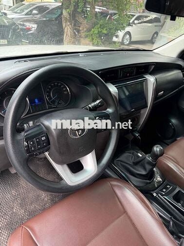 Toyota Fortuner 2017 Số sàn Trắng 85.000 km