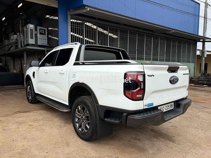 Ford Ranger Wildtrak Trắng 64962 km
