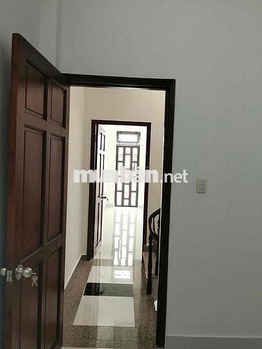 Chủ giảm 100tr! Nhà Tô Ngọc Vân Q12, 3 tầng có gara ô tô, giá 6.1 tỷ