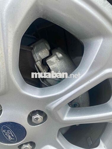 Ford EcoSport Titanium 1.5 2018 97000 km Xám