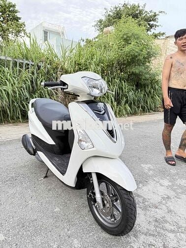 Yamaha Acruzo 2018 Trắng