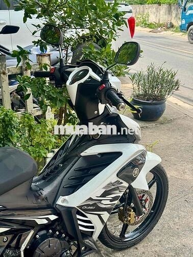 Yamaha Exciter 135 Côn tay Trắng đen Việt Nam