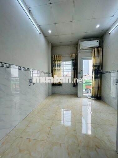 NHÀ TÔN ĐẢN Q4- HẺM 4m- 4 LẦU ĐÚC- DTSD 57m2- CHỈ 2 TỶ nhỉnh
