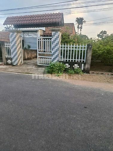 CẦN BÁN ĐẤT THỔ CƯ CÓ NHÀ CẤP 4 