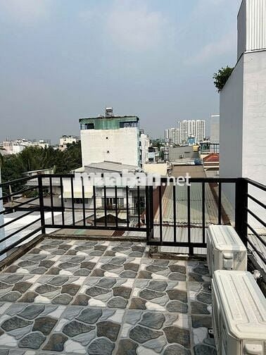 NHÀ TÔN ĐẢN Q4- HẺM 4m- 4 LẦU ĐÚC- DTSD 57m2- CHỈ 2 TỶ nhỉnh