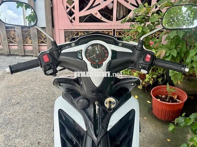 Yamaha Exciter 135 Côn tay Trắng đen Việt Nam