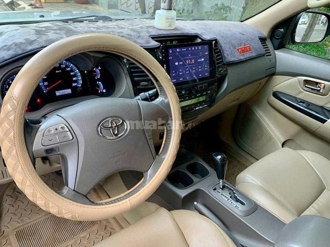 Toyota FORTUNER bản V số tự động đời cuối 2012