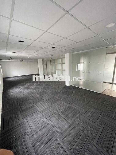 Cho thuê VP Mạc Đĩnh Chi 180m2 full fitout cho 50 người