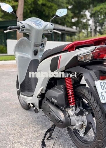 Honda Vision 2025 Xám 3600km chính chủ BHoa