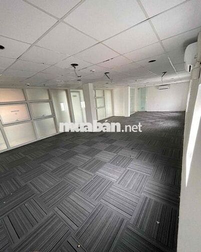 Cho thuê VP Mạc Đĩnh Chi 180m2 full fitout cho 50 người