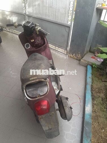 Yamaha Cuxi Đỏ đô..bán xác..giá 2tr600k ae tự hiểu
