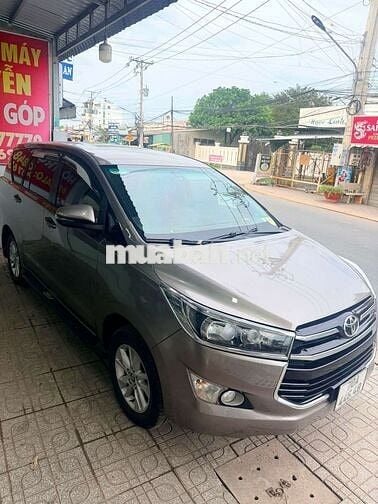 Toyota Innova 2018 Nâu 7 chỗ