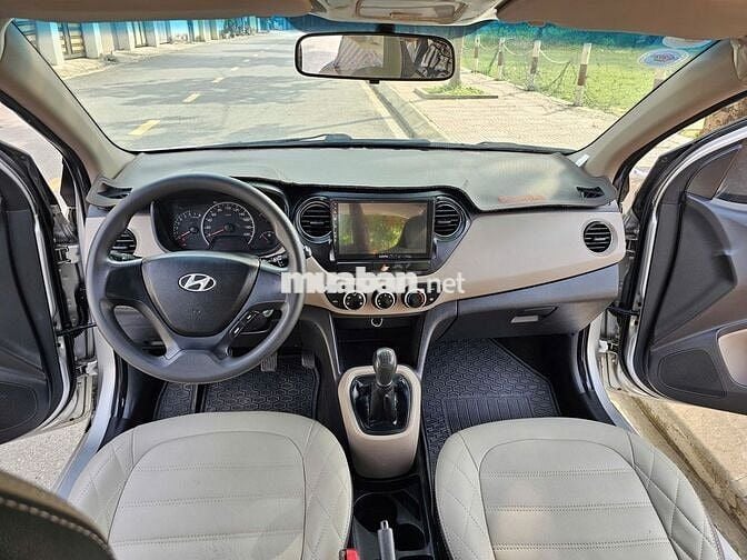 Hyundai Grand i10 1.2MT cuối 2017 Form Mới 2018