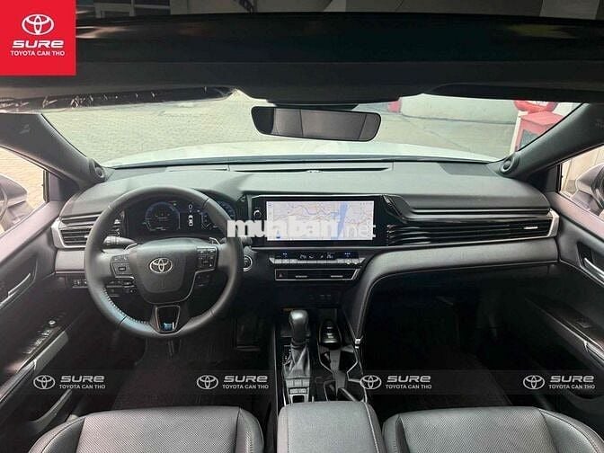 Toyota Camry 2.5 HEV TOP 2025 Chính Hãng