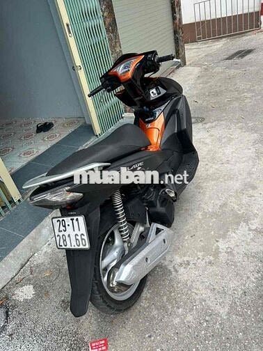 Honda Air Blade 125 Fi Đen cam đã sử dụng