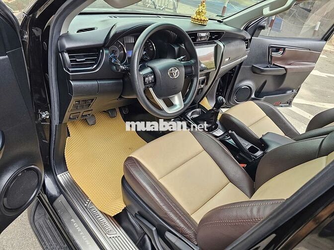 Toyota Fortuner 2.4G 4x2MT cuối 2019 3v Km Xịn