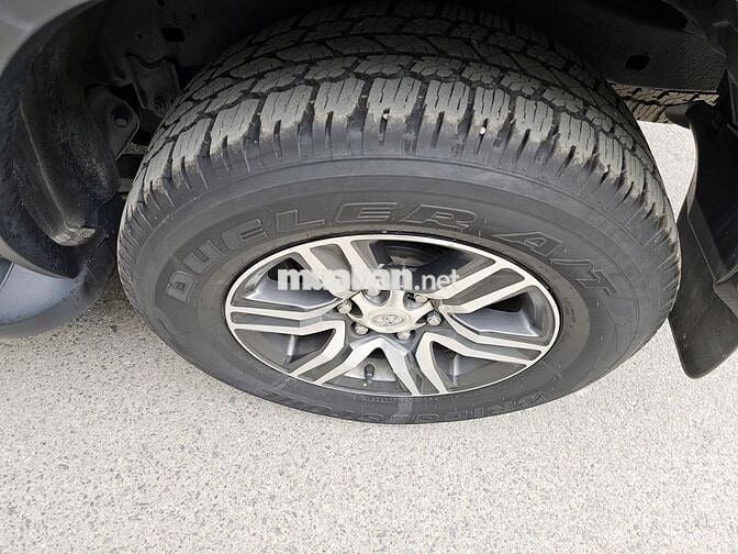 Toyota Fortuner 2.4G 4x2MT cuối 2019 3v Km Xịn