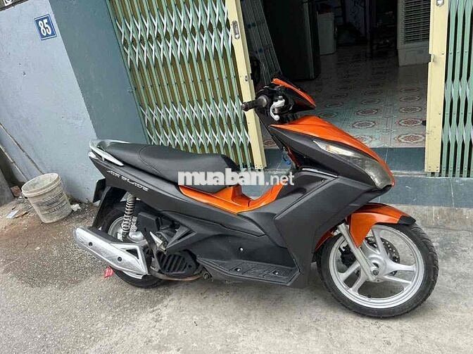 Honda Air Blade 125 Fi Đen cam đã sử dụng