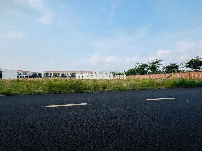 Đất chính chủ, dt 5x20, pháp lý chuẩn, hỗ trợ ngân hàng tối đa 1 tỏi