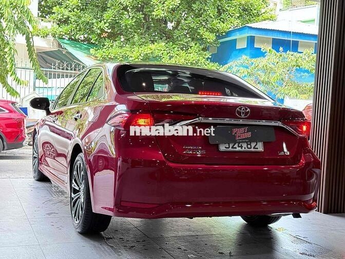 Toyota Altis 1.8V 2022 màu Đỏ