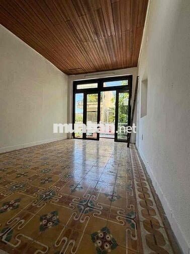 10triệu thuê ngay nhà mặt tiền gác lửng CHÂU THƯỢNG VĂN (gần Tiểu La)