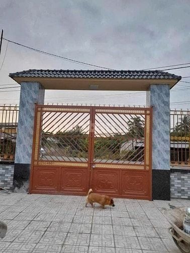 BÁN  NHÀ  và  ĐẤT - 1.600m2 - MẶT TIỀN QL50 ( đã hoàn công )