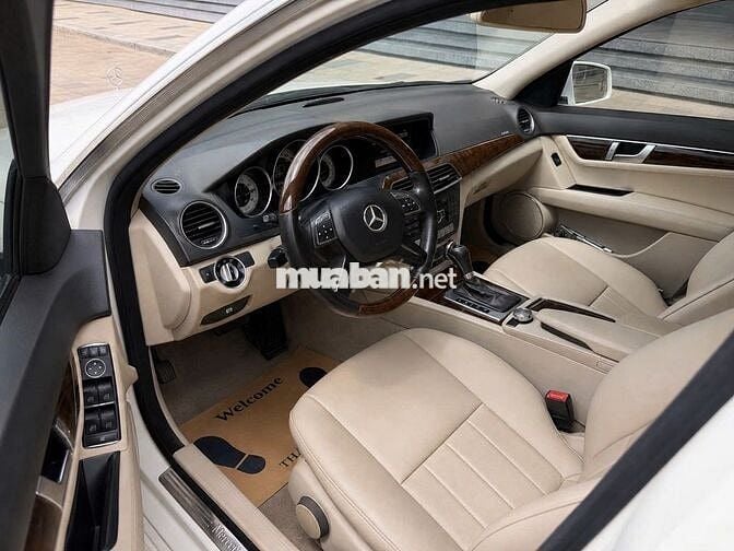 Mercedes C250 1.8 2011 bản form mới 1.8 có 239tr