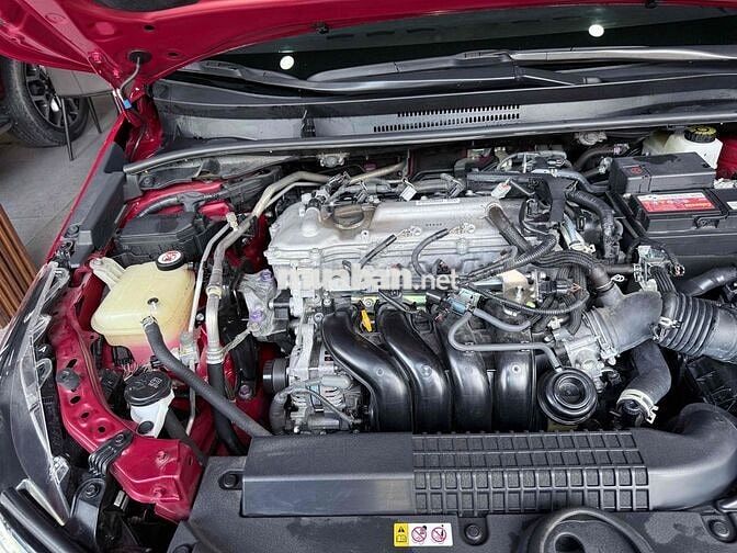 Toyota Altis 1.8V 2022 màu Đỏ