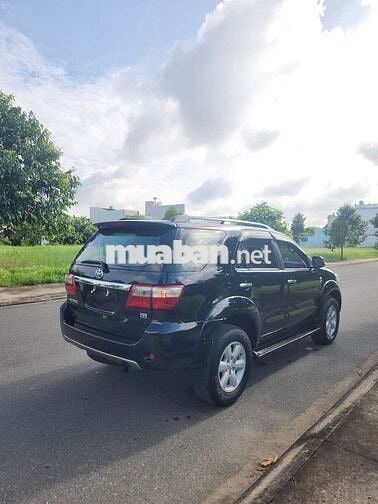 Toyota Fortuner 2010 Đen