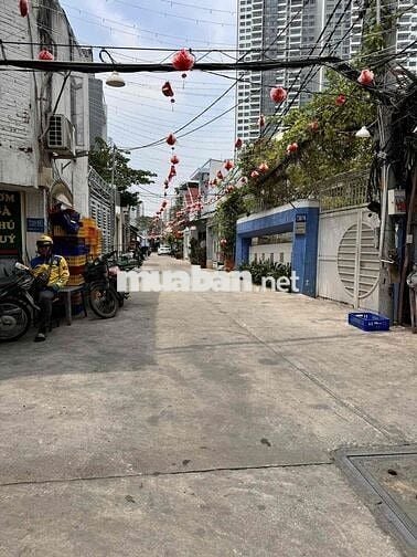 Bán Đất Tặng Nhà – Hẻm Xe Hơi  , Gần  Mỹ Hưng – 87.3m² – Chi 11 Tỷ.