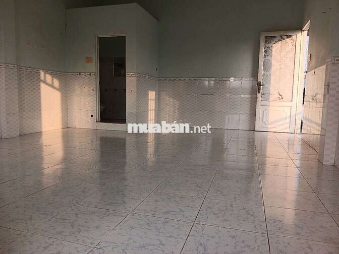 Phòng trọ thoáng mát 35m2 ở Bình Chánh