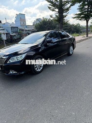 Toyota Camry E 2014 chạy 86nkm Số tự động