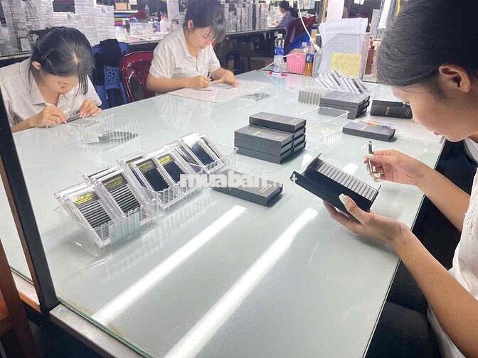 CÔNG TY SX LÔNG MI GIẢ TUYỂN NHÂN VIÊN.