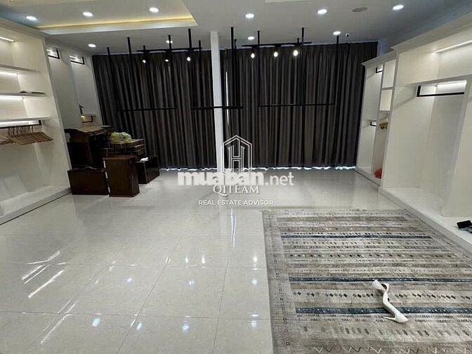 🏠 **Nhà nguyên căn hẻm lớn Lê Văn Sỹ, Quận 3**