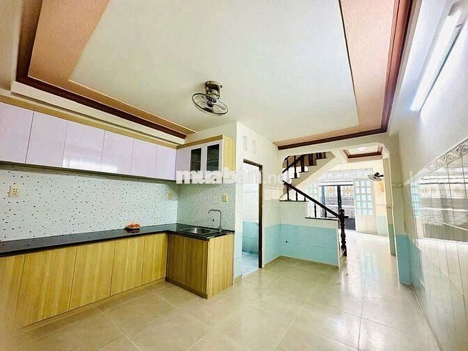 Cho thuê nhà nguyên căn hẻm 1/ đường số 8