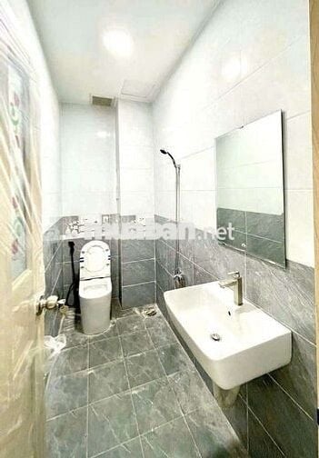 Cho thuê nhà nguyên căn hẻm 1/ đường số 8