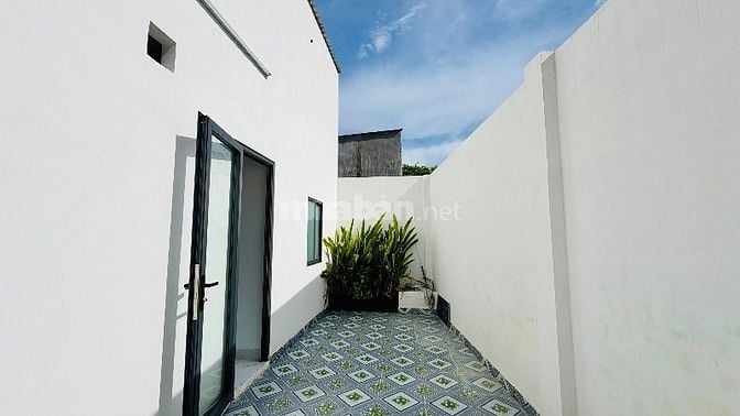 kẹt tiền bán gấp trong 10 ngày nhà shr Hóc Môn 7,2x16m