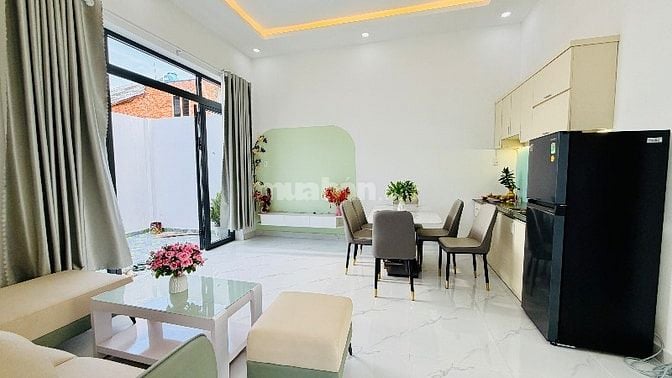 kẹt tiền bán gấp trong 10 ngày nhà shr Hóc Môn 7,2x16m