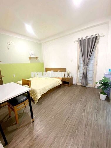 Studio siêu xinh + sát cầu Bông + rộng 35m2 + tầng trệt + miễn phí xe