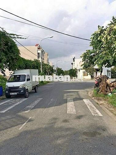 Cho thuê biệt thự 230m2 2L4PN gần Phạm Văn Đồng, Kha Vạn Cân