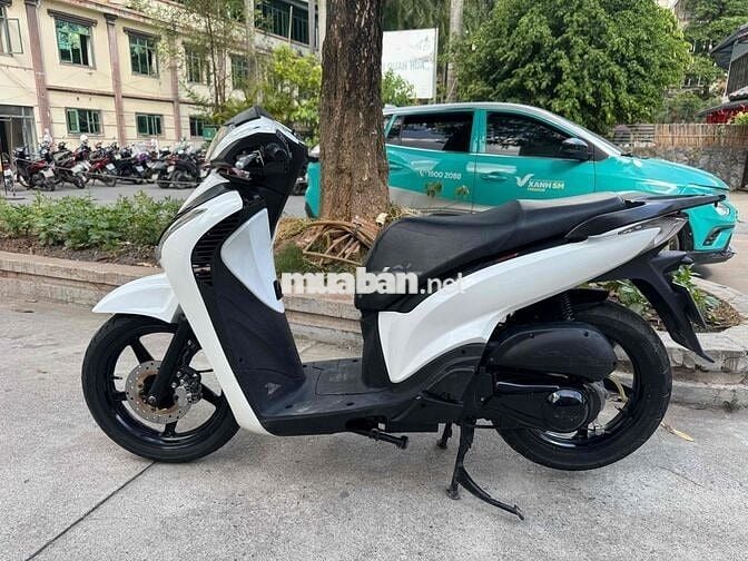 Honda SH 150i Trắng Ý
