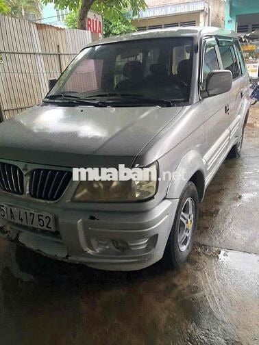 Mitsubishi Jolie 2003 Bạc 8 chỗ