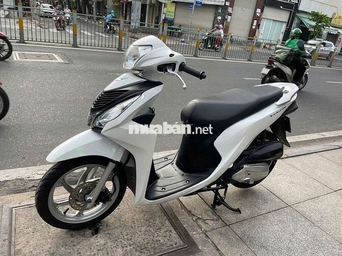 Honda Vision 2018 Trắng Đã sử dụng