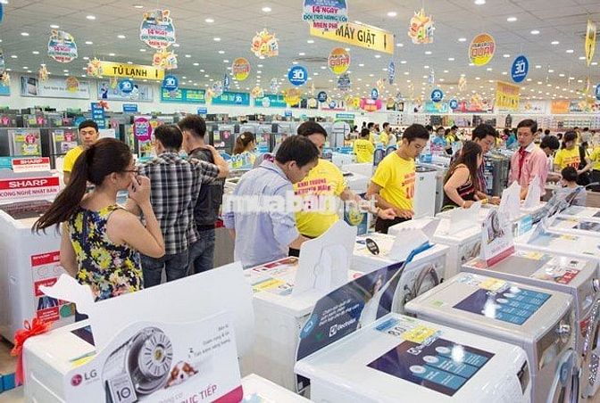 CHỈ 95 TR- TOÀ NHÀ MẶT TIỀN HOÀNG DIỆU, QUẬN 4 – NGANG 15M, DTSD 450M2
