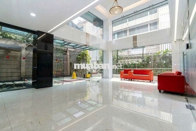 Building góc 2 mặt tiền mói hoàn công 100% quận 4