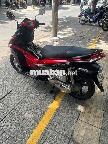 Honda Air Blade nguyên rin giấy tờ chính chủ