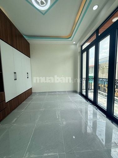 Nhà Ngô Chí Quốc Thủ Đức 4 tầng phân lô đồng bộ cực đẹp